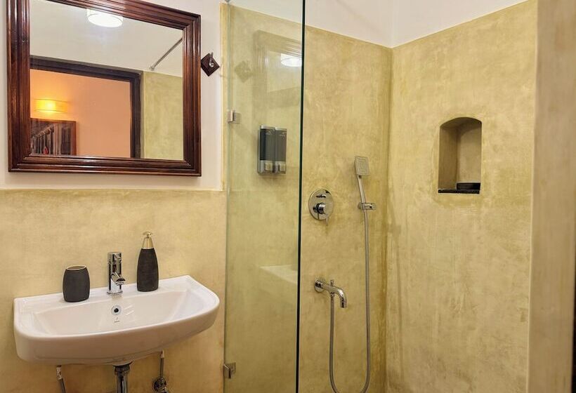 בית מלון כפרי La Plage Seaview Suites