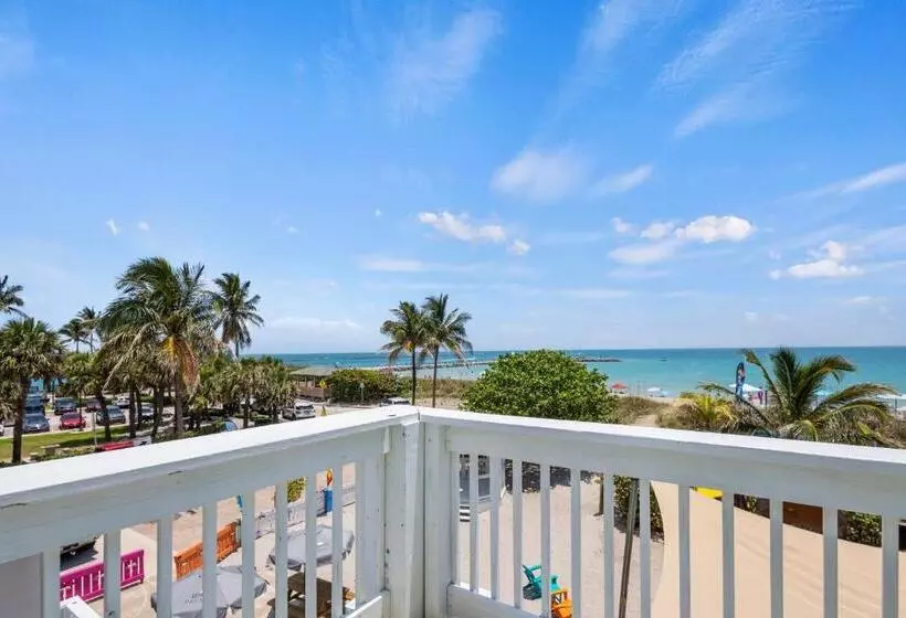 Hotelli Oceanfront Inn, Inlet View Room, King Bed, #14