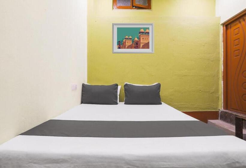 בית מלון כפרי Spot On Hyderabad Sr Continental