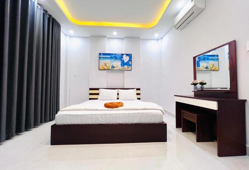 هتل Sunny Homestay