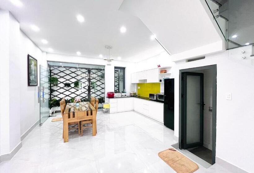 هتل Sunny Homestay