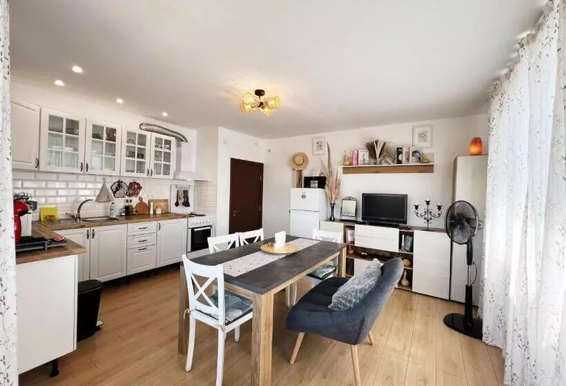 Majatalo къща за гости веселина   ивайловград