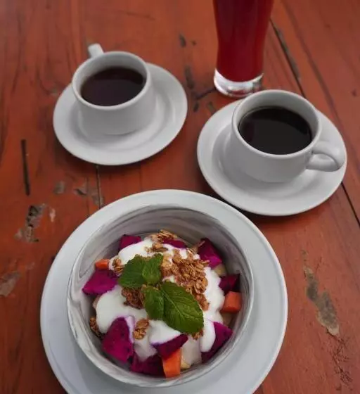 Majatalo Bali Made Escape