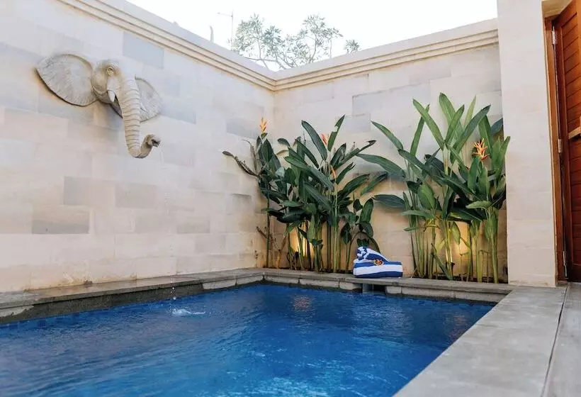 Majatalo Bali Made Escape