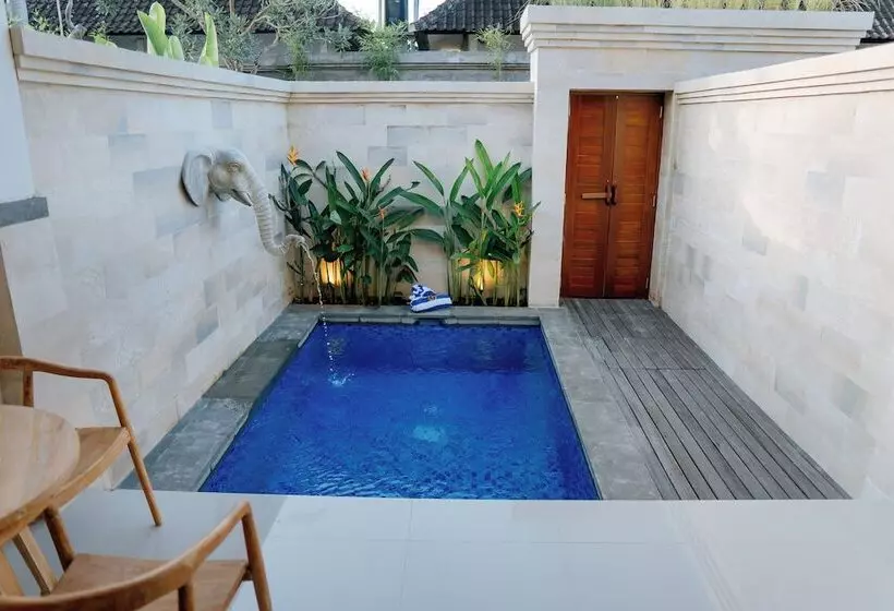 Majatalo Bali Made Escape