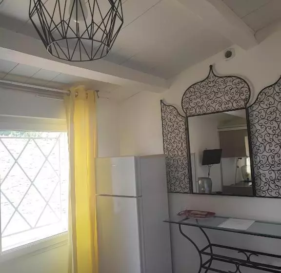 ペンション Chambre Avec Piscine