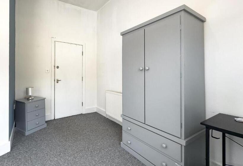 پانسیون Professional Home Stay 4 Double Bedrooms & 4 En Suite Bathrooms