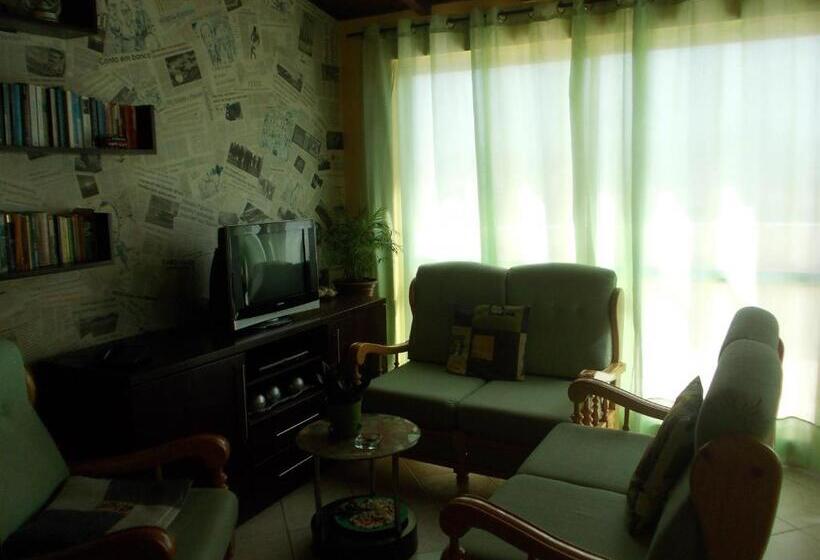 تختخواب و صبحانه Casa Comba