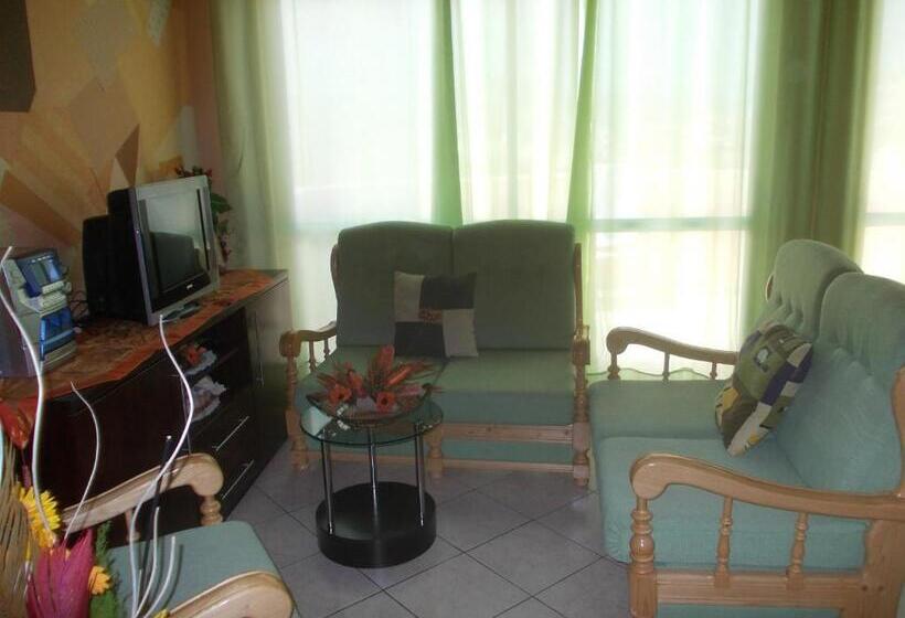 تختخواب و صبحانه Casa Comba