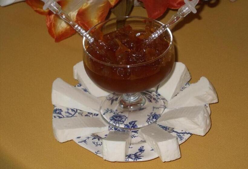 تختخواب و صبحانه Casa Comba