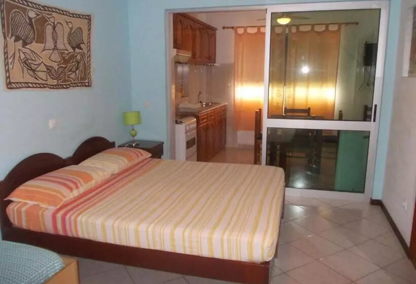 تختخواب و صبحانه Casa Comba