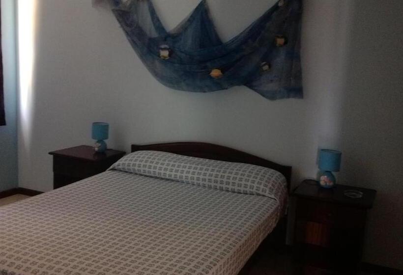 تختخواب و صبحانه Casa Comba