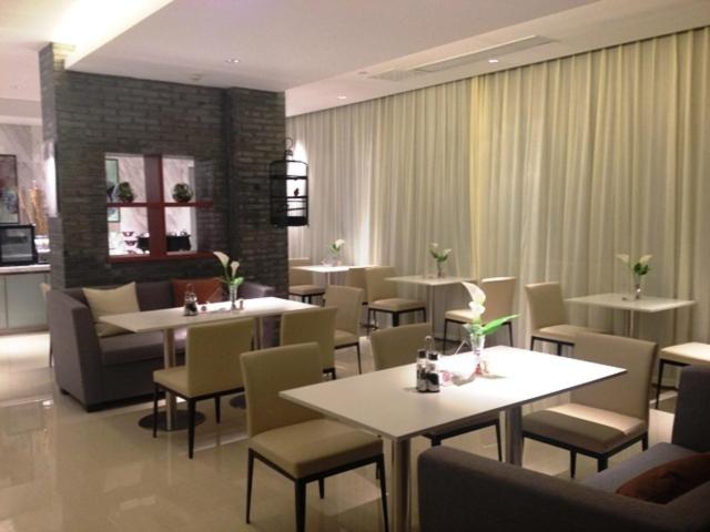 ホテル Jinjiang Inn Jiujiang Internation Exhibition Center