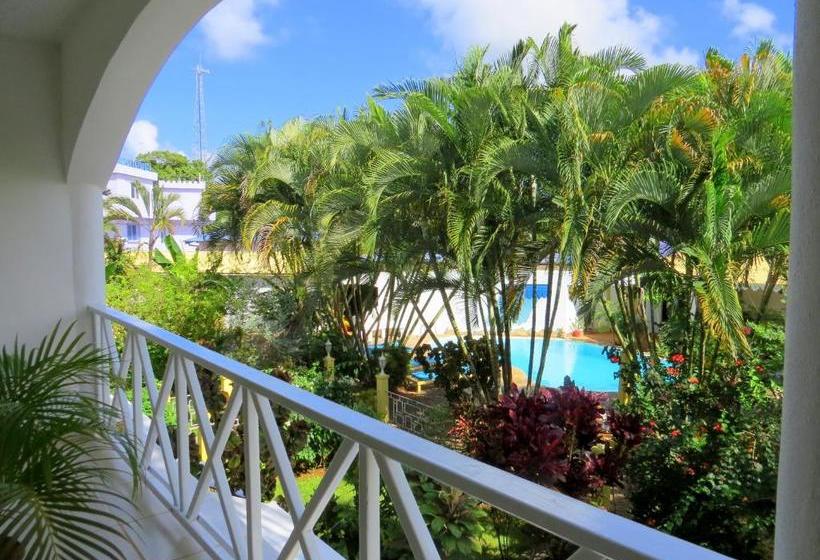 هتل Estancia Playita Las Galeras