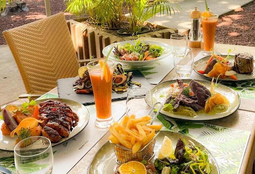 هتل Relais De L’hermitage Saint Gilles