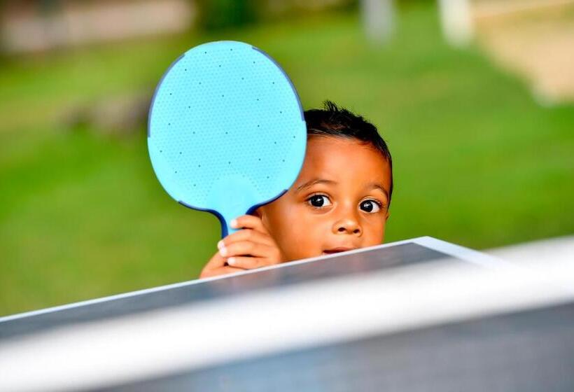 هتل Relais De L’hermitage Saint Gilles