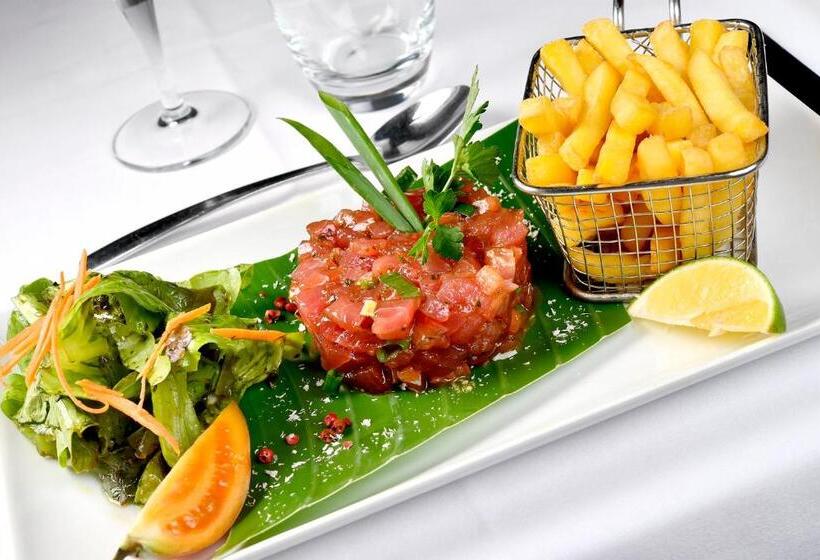 هتل Relais De L’hermitage Saint Gilles