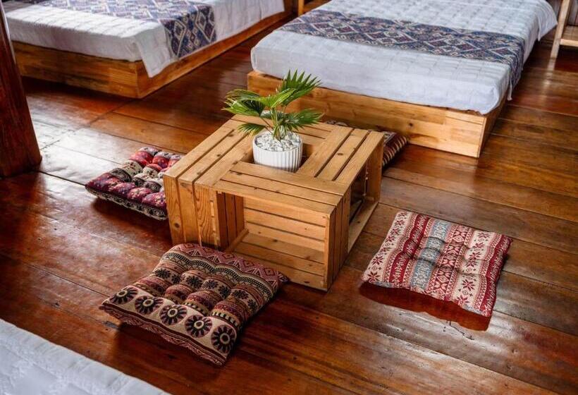 هاستل Woodyhouse Ninh Binh  Free Bbq Garden