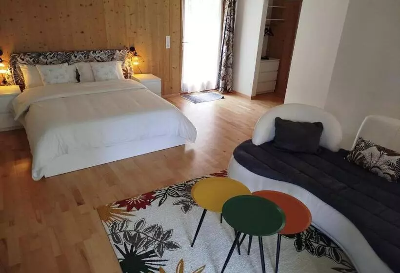 Aamiaismajoitus (B&B) Grange Du Lac