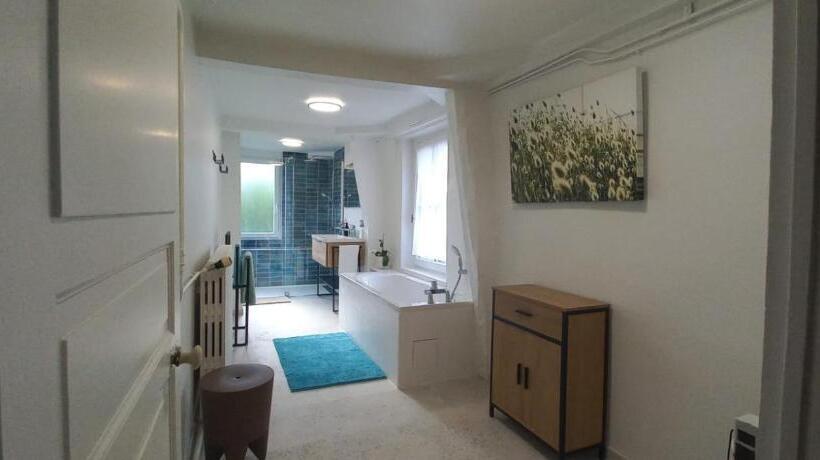 مبيت وإفطار Le Clos De L Ecu