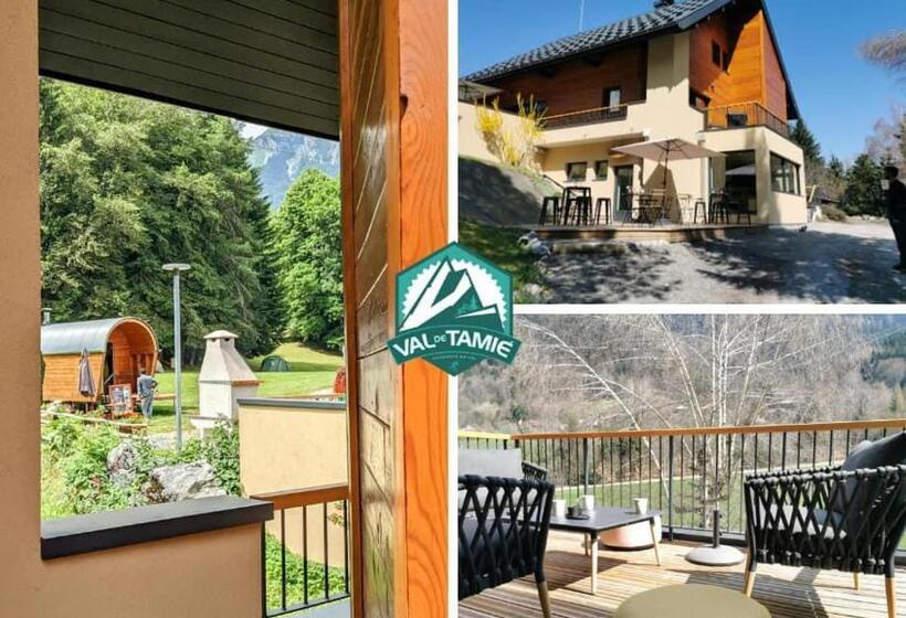 Chambre Hostel Des Combes