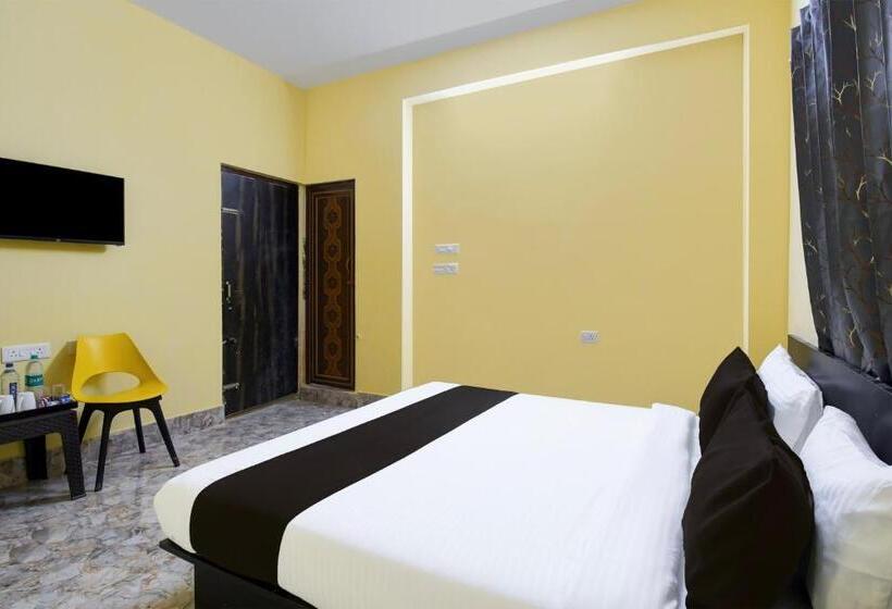 Fabhotel Airport Residency I