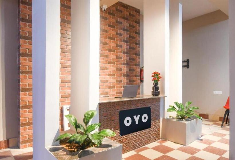 Fabhotel Airport Residency I