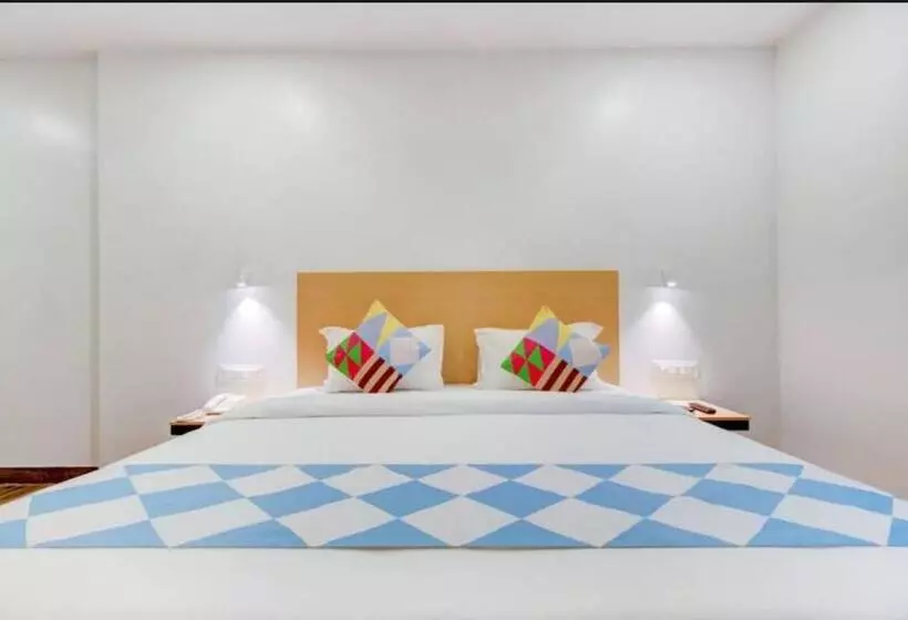 Hotelli Parivar Comfort Luxury Rooms