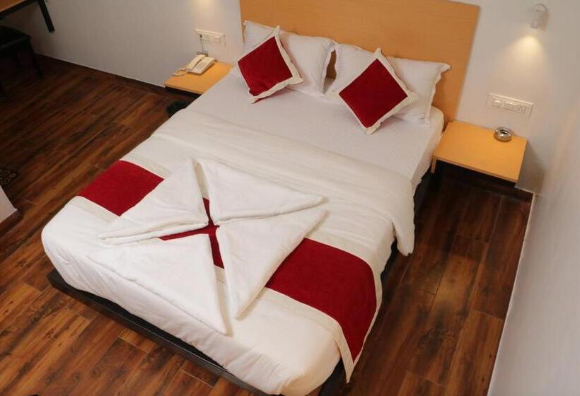 ホテル Parivar Comfort Luxury Rooms