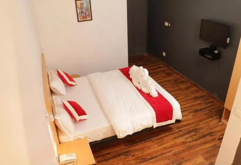 Hotelli Parivar Comfort Luxury Rooms