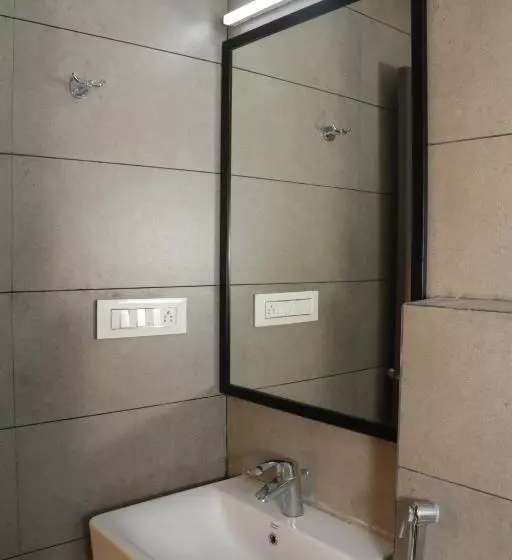 Hotelli Parivar Comfort Luxury Rooms