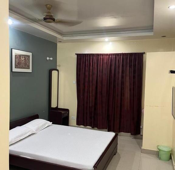 فندق Rama Residency