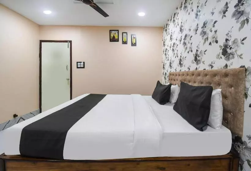 Oyo Hotel Silver Star