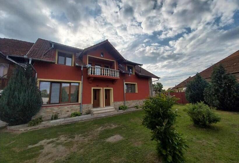 بنسيون Serena House