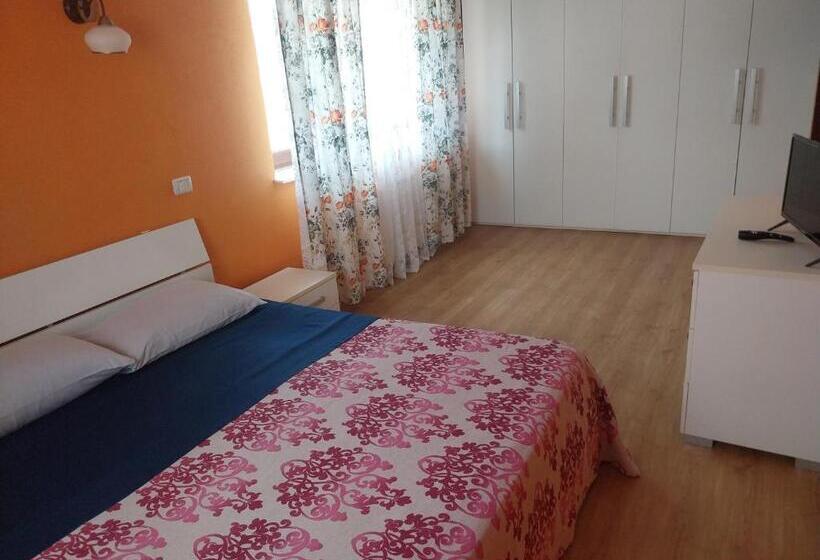 بنسيون Serena House