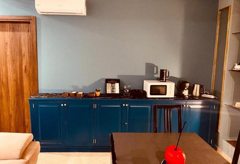 مبيت وإفطار Bianca Di Navarra House