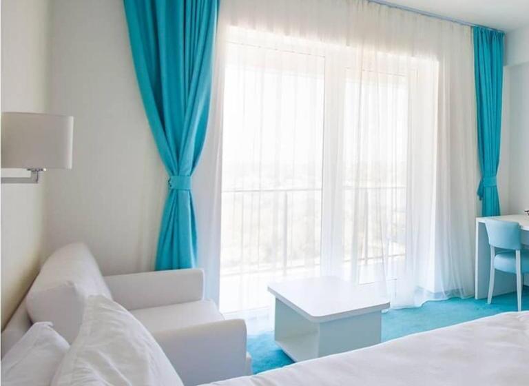 Blooming By The Sea Camere Cu Vedere Frontală Spre Mare