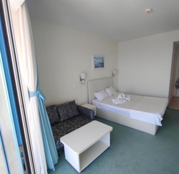 Blooming By The Sea Camere Cu Vedere Frontală Spre Mare