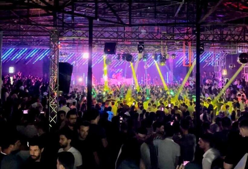 هتل Atlant Forest Vlllage