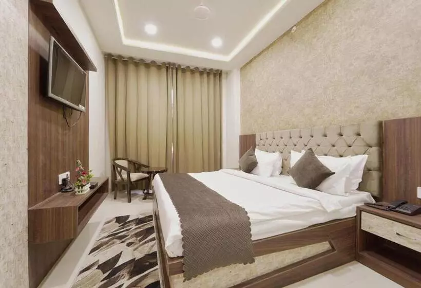 Hotelli Kingston Ayodhya