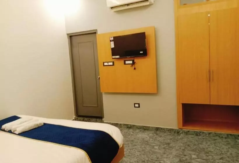 Hotelli Kingston Ayodhya