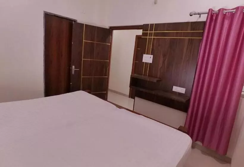 Hotel Rewa Regency