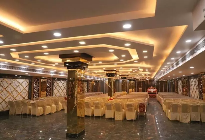 ホテル Vrinda Klyde Heritage
