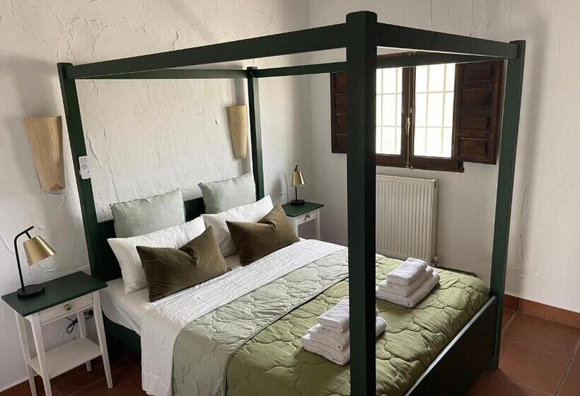 ペンション Miluna Oasis Suites