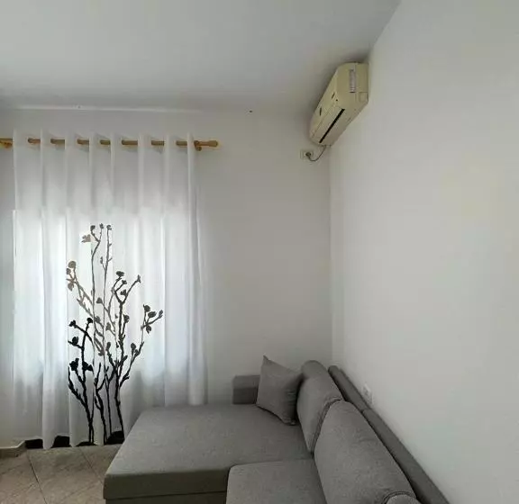 ペンション Shengjin Villa Kastrati Ergen