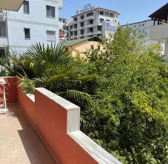 ペンション Shengjin Villa Kastrati Ergen