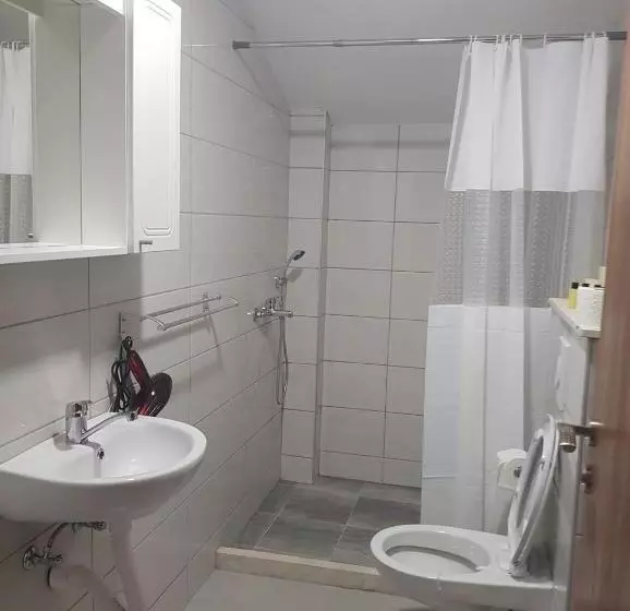 Poslovno Edukativni Centar