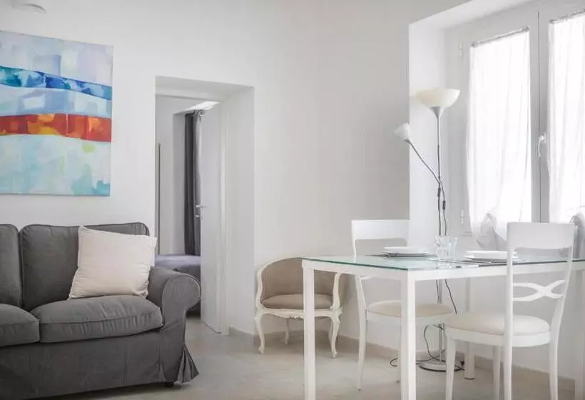 Villa Silvia Apartments