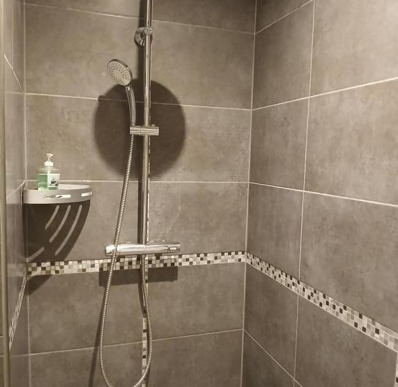 Bed and Breakfast Boigne Insolite