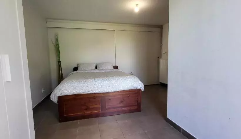 ベッドアンドブレックファースト Escapade Relaxante Jonage